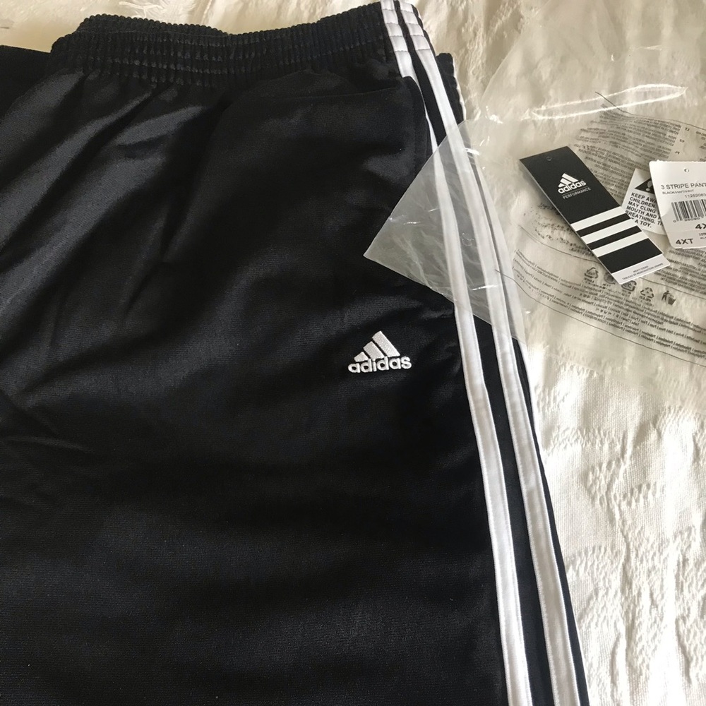 Men’s Adidas Track Pants(4XL)🍁🍁NWT